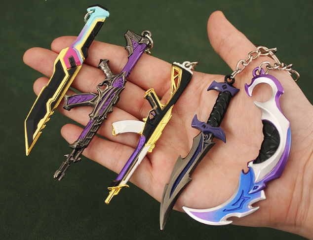 Valorant Style Metal Gun Keychain 🎮✨